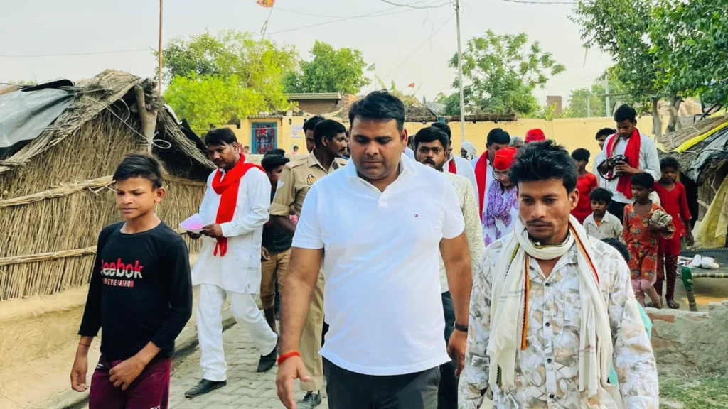 ओम प्रकाश सिंह पटेल गाँव दौरे पर, पूर्वांचल